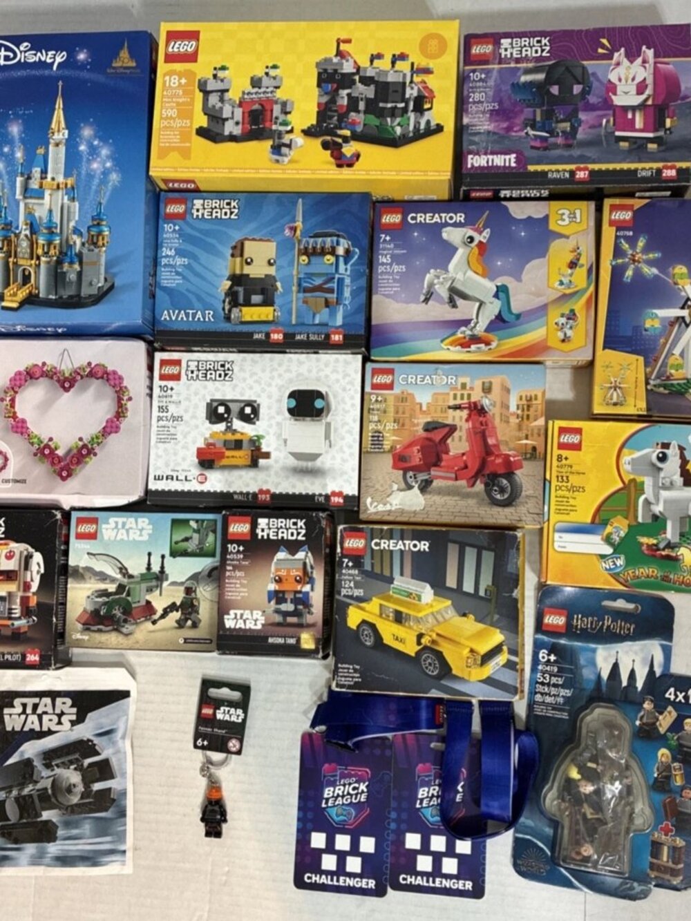LEGO Collection Lot of 19 Star Wars Creator Disney BrickHeadz GWP Sets